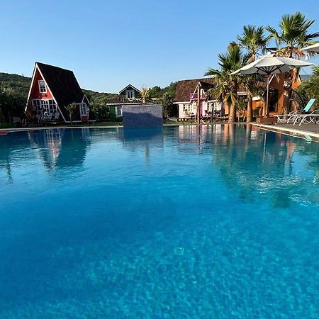 Seyyah Cafe Bungalows Aliaga Luaran gambar